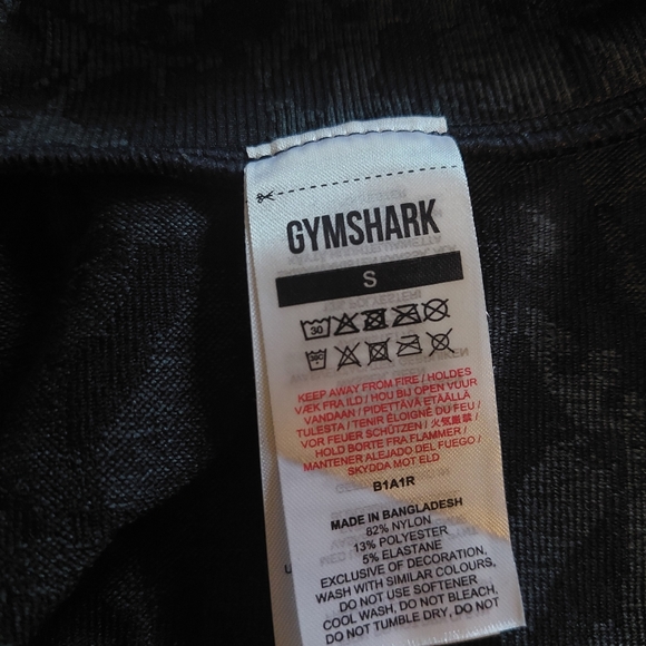 Gymshark Adapt Animal Zip Through Black - Picture 6 of 6